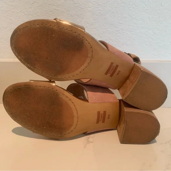 TOMS Pink and Gold Poppy Sandals - Picture 7 of 10